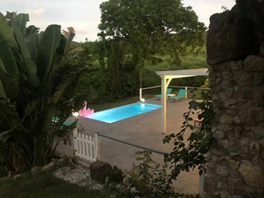 La Sucrerie, Magnifique Villa Avec Piscine Sainte-Anne 0*,
